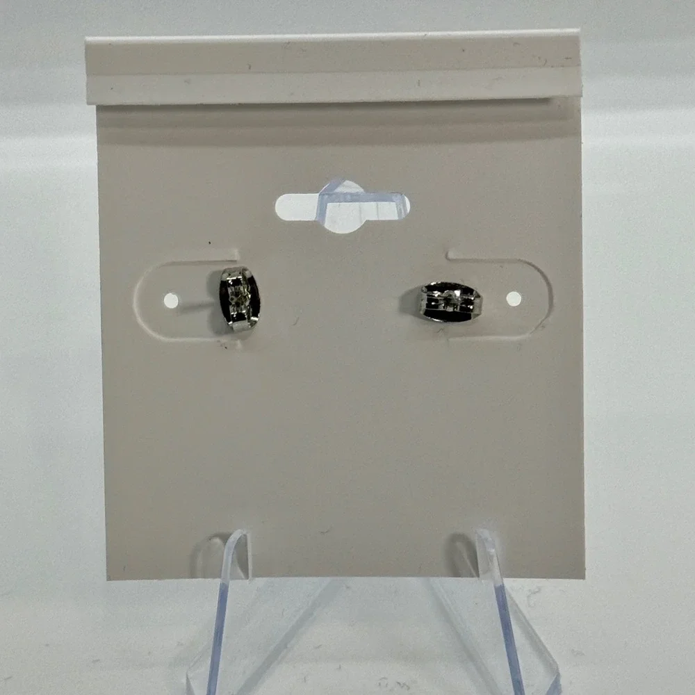 Loris Gifts Butterfly Stud Earrings‎ Silver Tone Sensitive Ears Cute